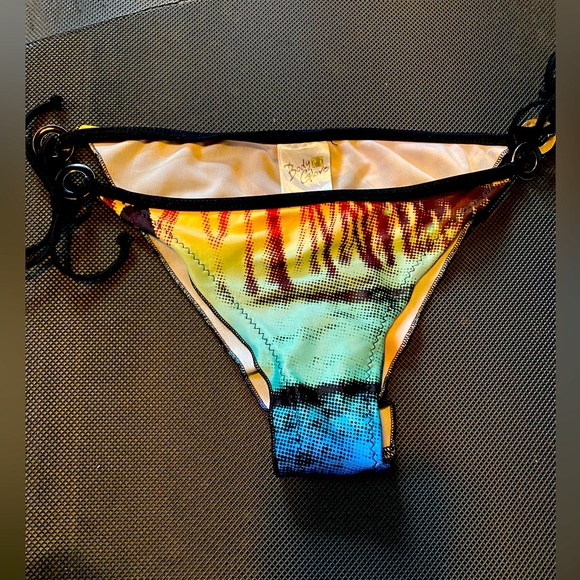 Body Glove Tie Side Bikini Bottom Size M